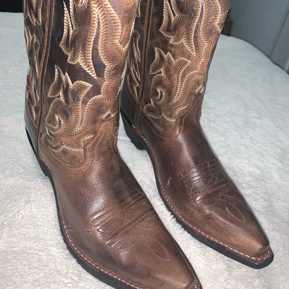 Cowgirl boots Size 8.5